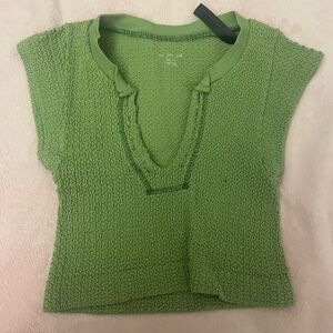 URBN Go for Gold green top